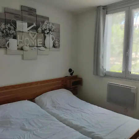 Résidence Les Chênes Blancs T2 Apartamento *